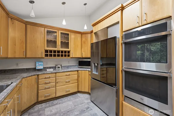 $1,130,000 | 3820 East Ames Lake Drive Northeast, Redmond, WA 98053