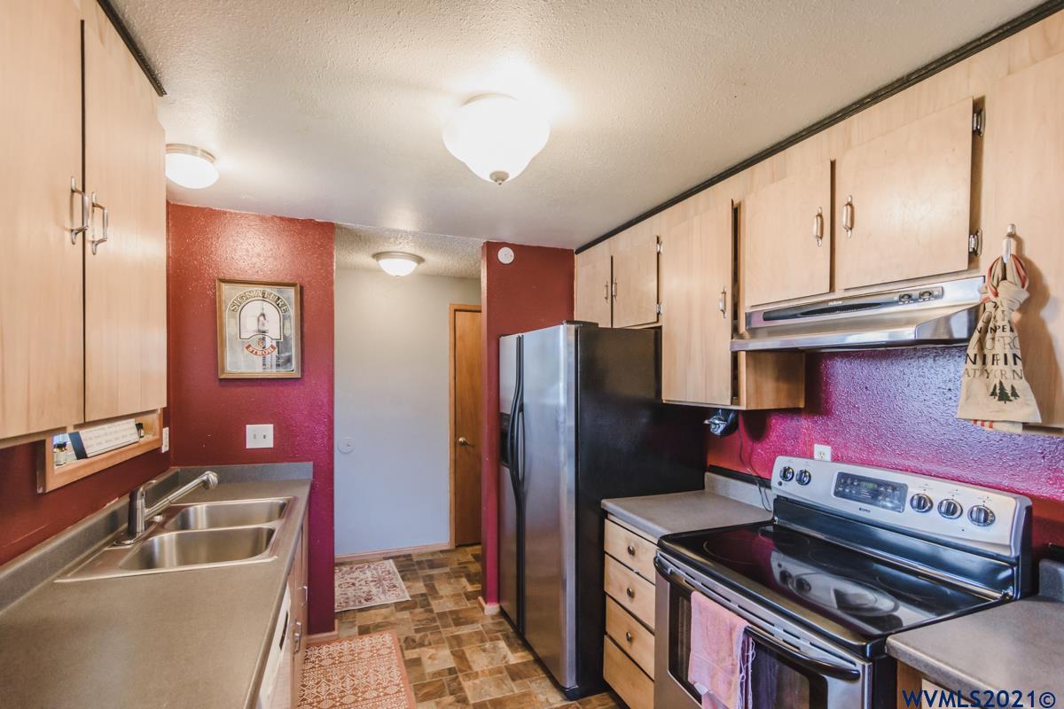 826 Manor Way Lebanon, OR 97355 - Photo 14 of 42 Gallery Image 14