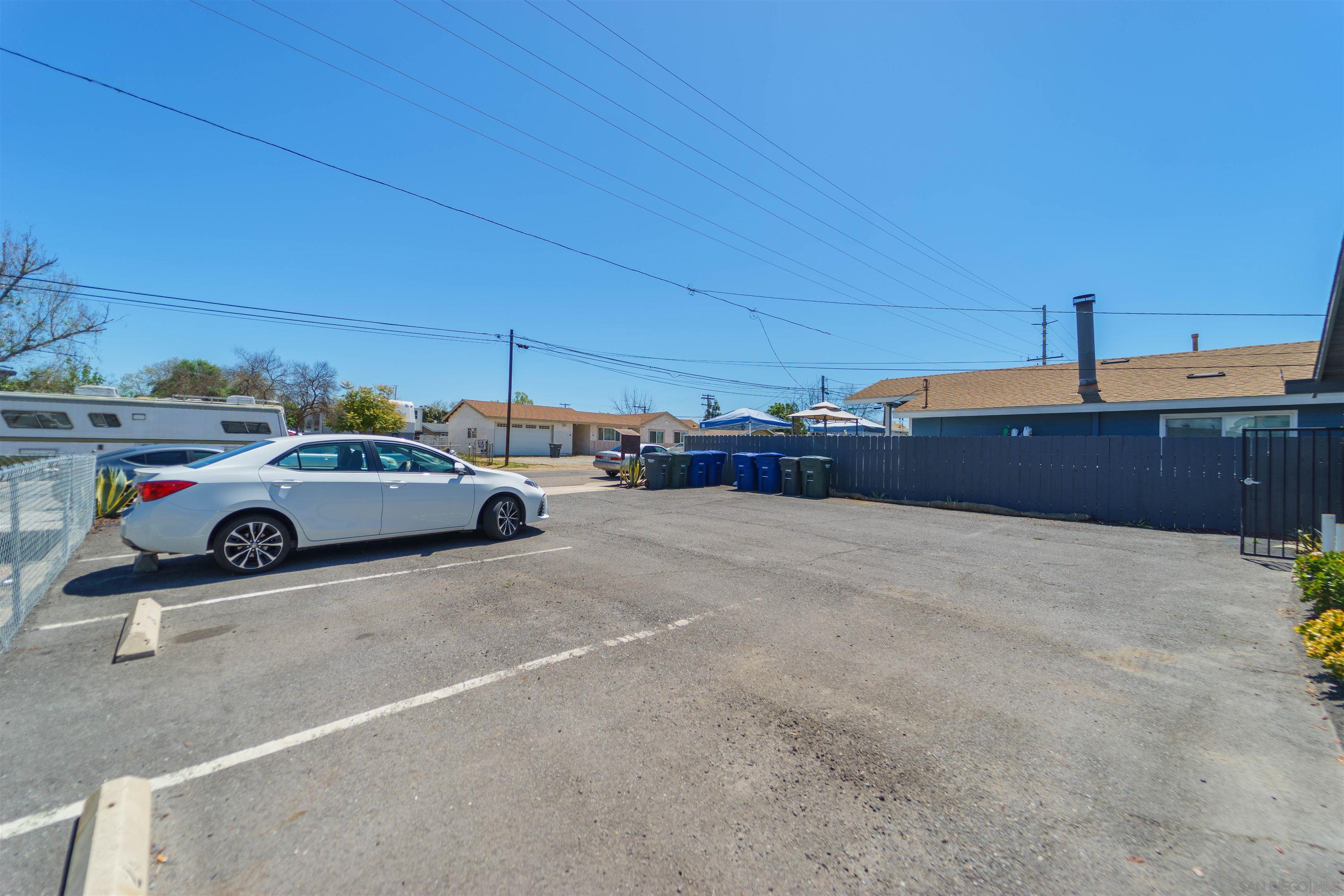 1122 Oro Street El Cajon, CA 92021 - Photo 2 of 9