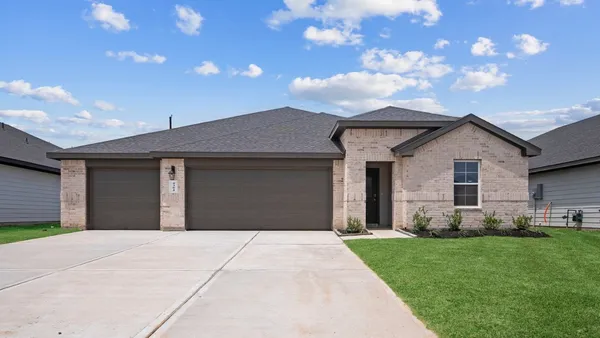 $394,990 | 6602 Kingfisher Lane, Beasley, TX 77417