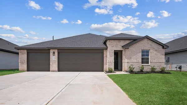 $394,990 | 6602 Kingfisher Lane, Beasley, TX 77417