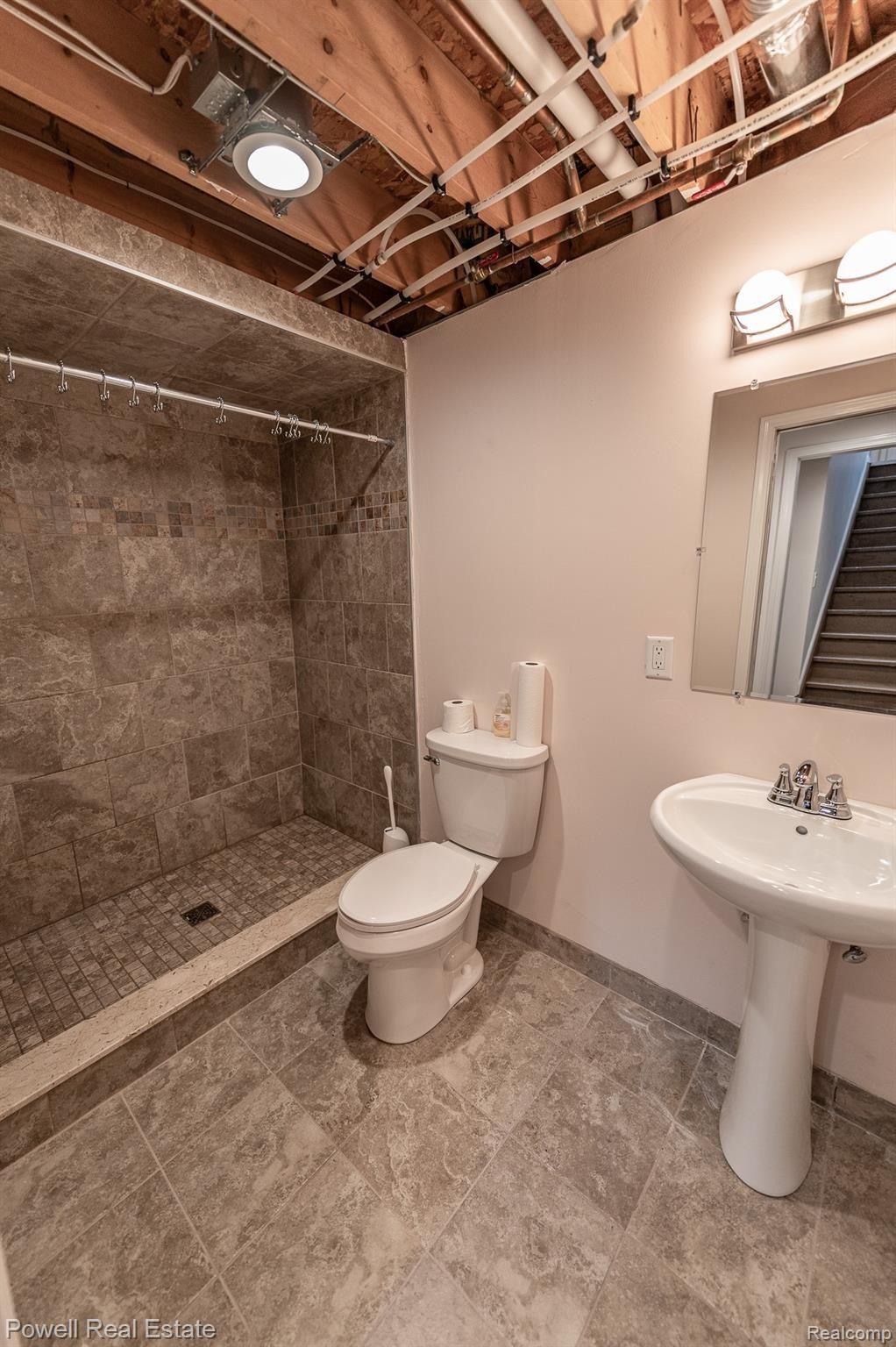 13197 Rattalee Lake Road Davisburg, MI 48350 - Photo 42 of 51 Basement Bathroom