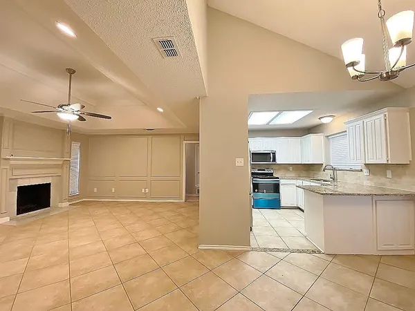 $1,995 | 3704 Fairhaven Drive, Fort Worth, TX 76123