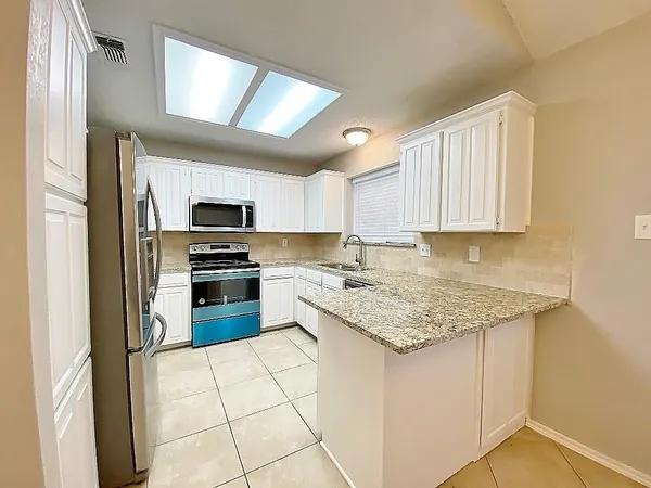 $1,995 | 3704 Fairhaven Drive, Fort Worth, TX 76123