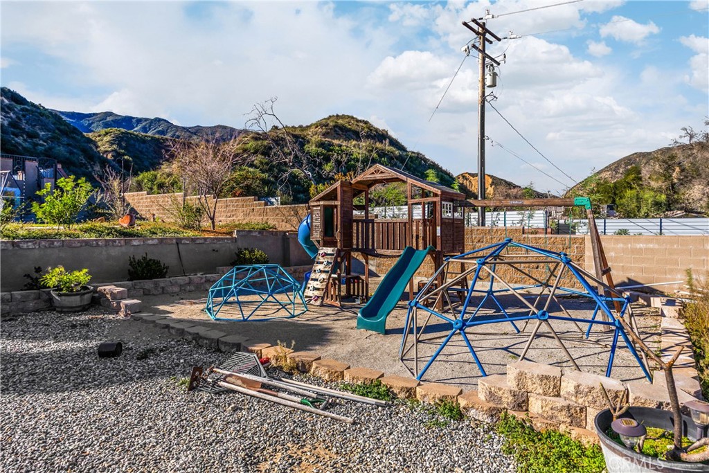 3070 Lytle Creek Road Lytle Creek, CA 92358 - Photo 51 of 68 a view of a terrace with chairs
