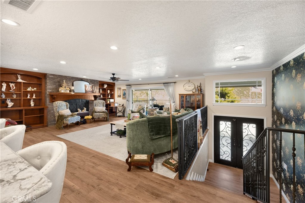 3070 Lytle Creek Road Lytle Creek, CA 92358 - Photo 10 of 68 a view of a livingroom with furniture and a livingroom