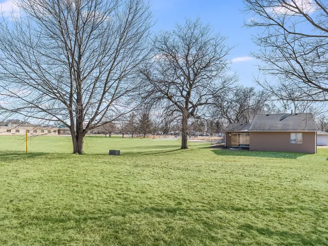 $270,000 | 828 Mulford Lane, Joliet, IL 60431