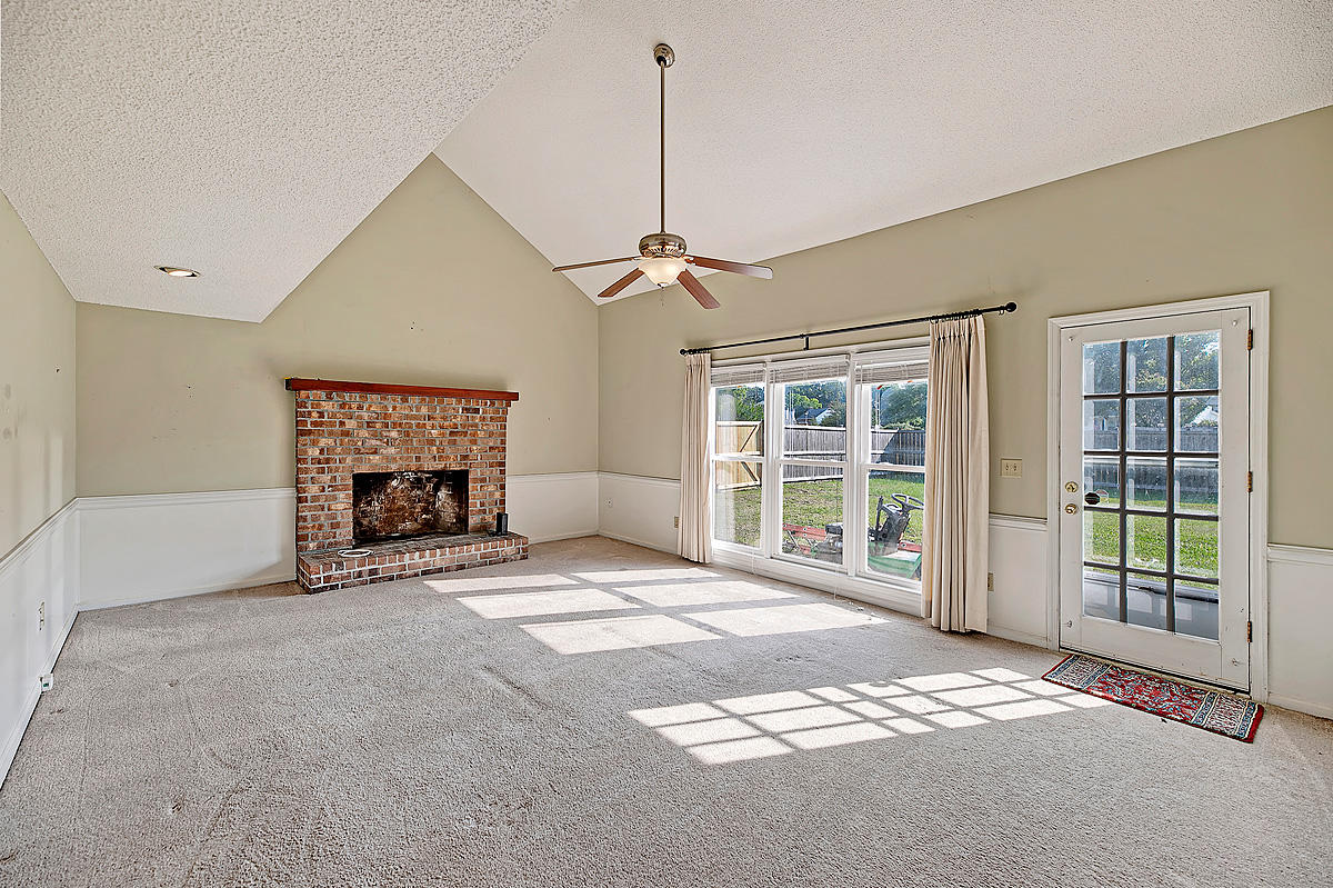 2966 Foxhall Road Charleston, SC 29414 - Photo 28 of 38 CREM_2966 Foxhall Rd_012