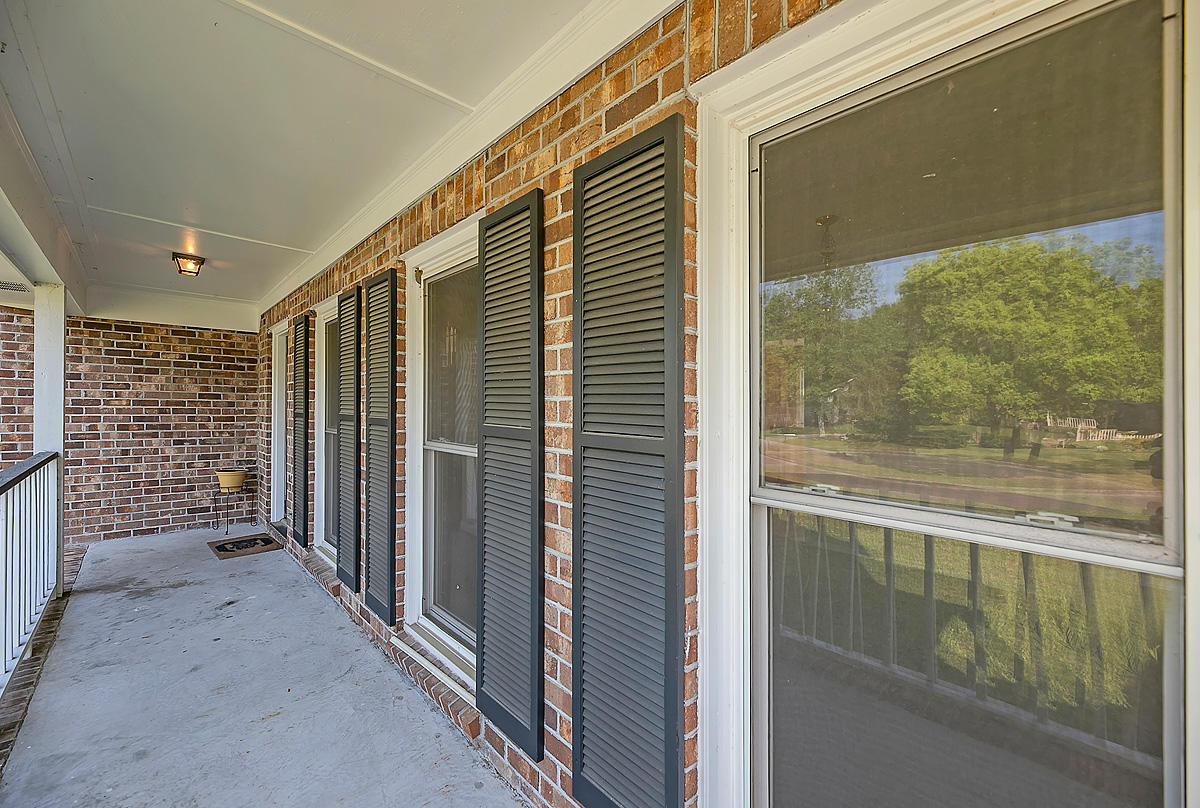 2966 Foxhall Road Charleston, SC 29414 - Photo 4 of 38 CREM_2966 Foxhall Rd_035