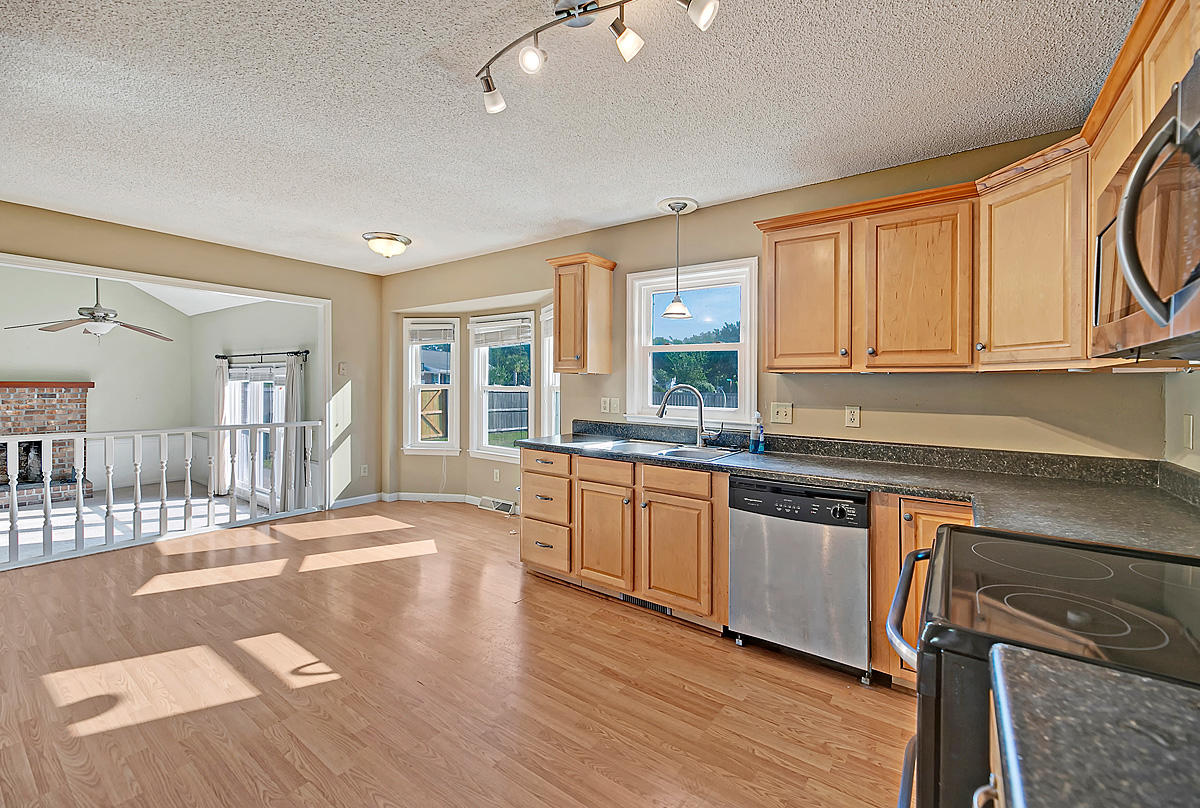 2966 Foxhall Road Charleston, SC 29414 - Photo 34 of 38 CREM_2966 Foxhall Rd_004