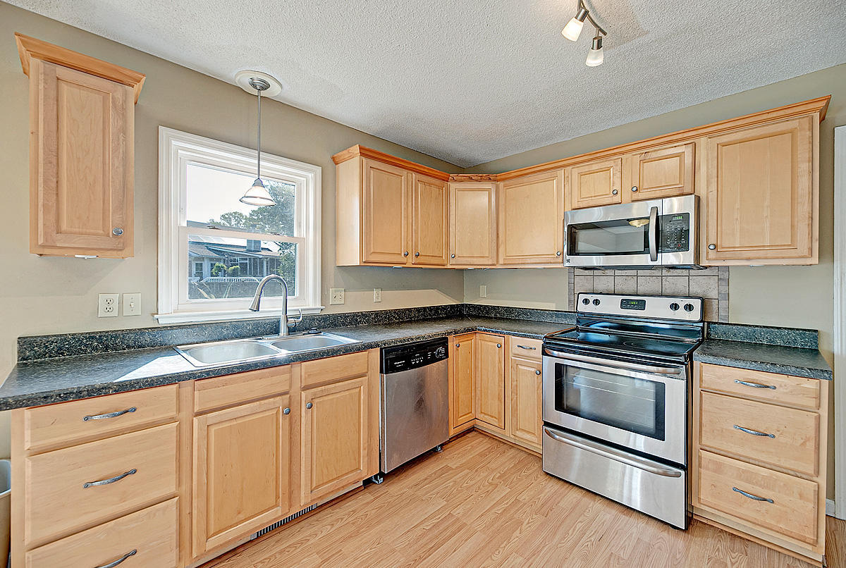 2966 Foxhall Road Charleston, SC 29414 - Photo 35 of 38 CREM_2966 Foxhall Rd_005