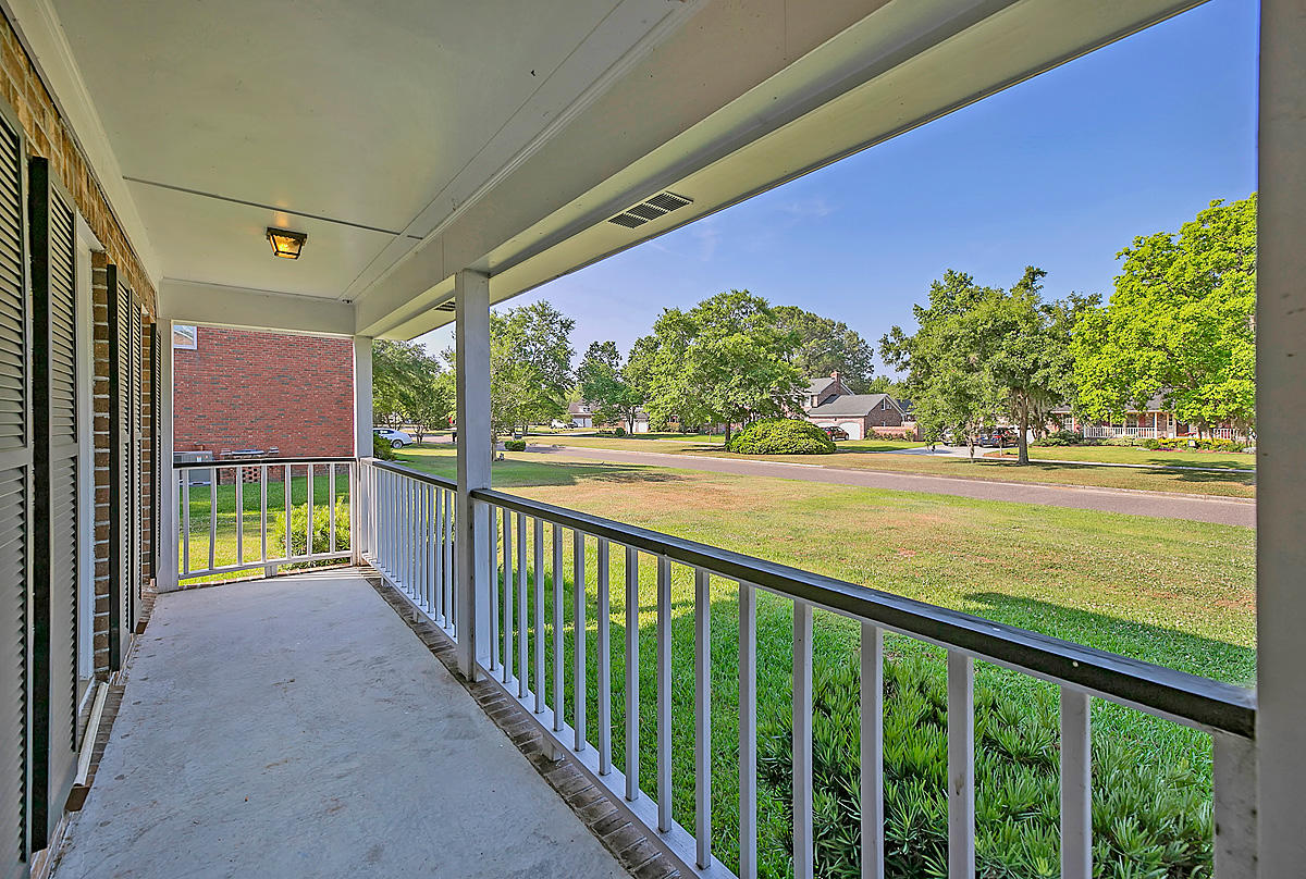 2966 Foxhall Road Charleston, SC 29414 - Photo 5 of 38 CREM_2966 Foxhall Rd_034