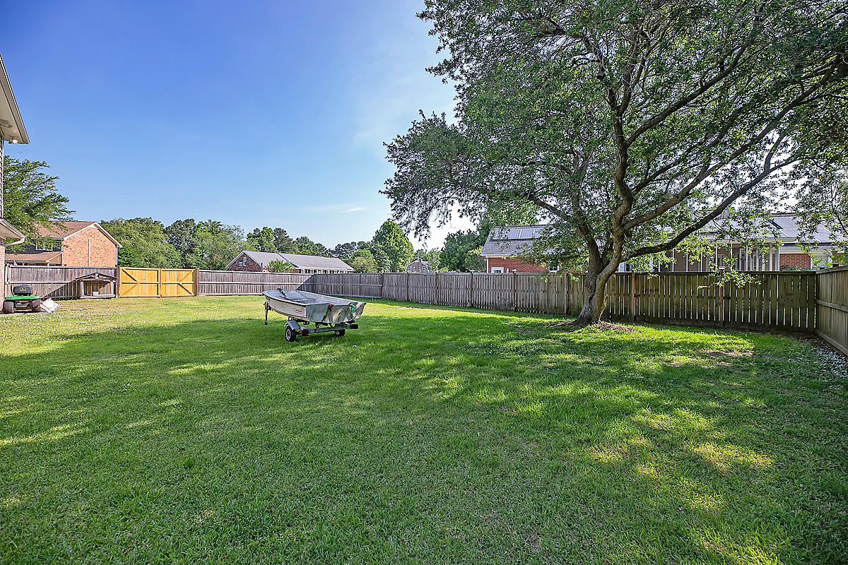 2966 Foxhall Road Charleston, SC 29414 - Photo 6 of 38 CREM_2966 Foxhall Rd_033