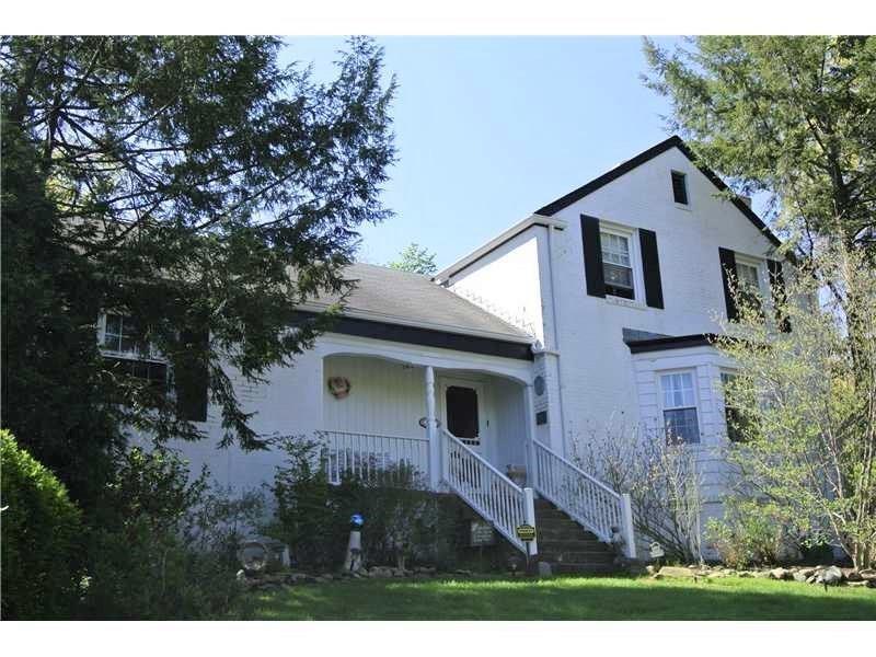 441 Morrison Drive Pittsburgh, PA 15216 - Photo 1 of 16