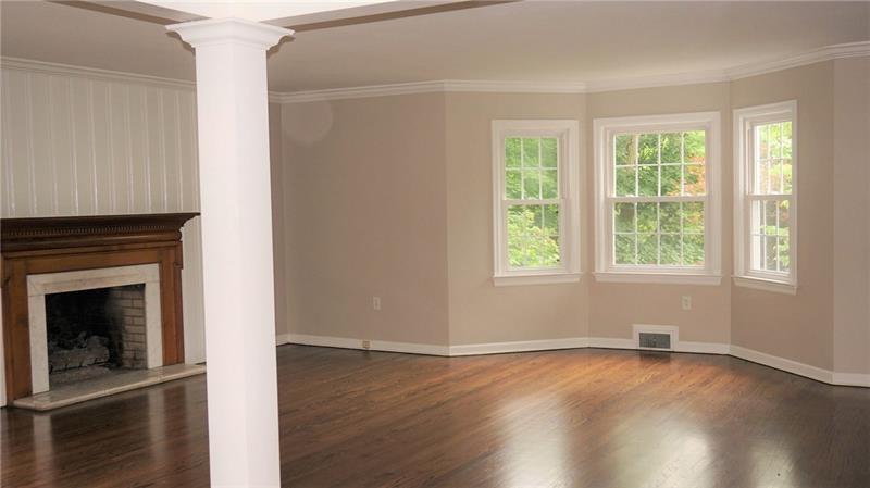 441 Morrison Drive Pittsburgh, PA 15216 - Photo 3 of 16