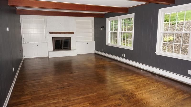 441 Morrison Drive Pittsburgh, PA 15216 - Photo 7 of 16