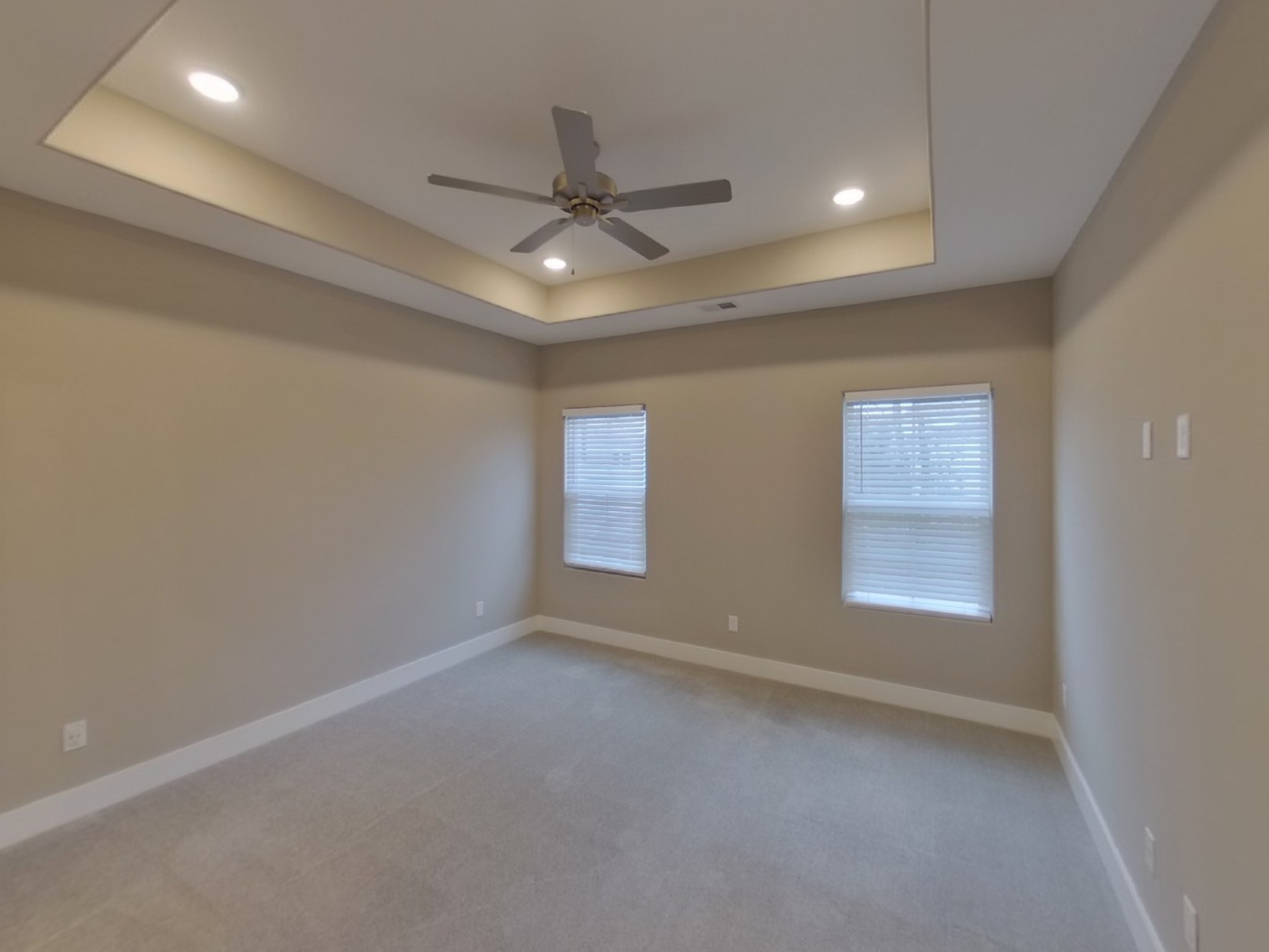 2144 Welltown Lane Murfreesboro, TN 37128 - Photo 6 of 10 an empty room with a window and ceiling fan