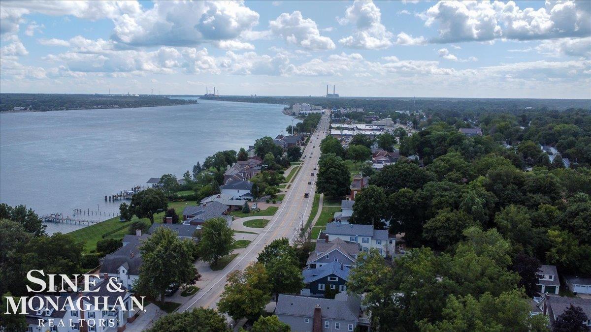 669 North Riverside Avenue, Unit #4 St. Clair, MI 48079 - Photo 35 of 49