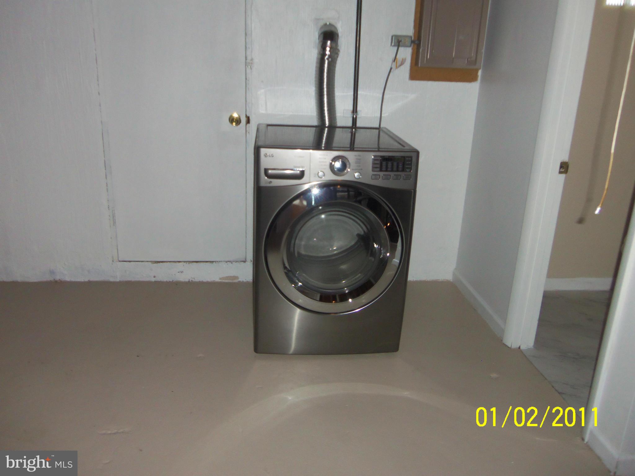 1570 Pentwood Road Baltimore, MD 21239 - Photo 15 of 17 Interior (General)