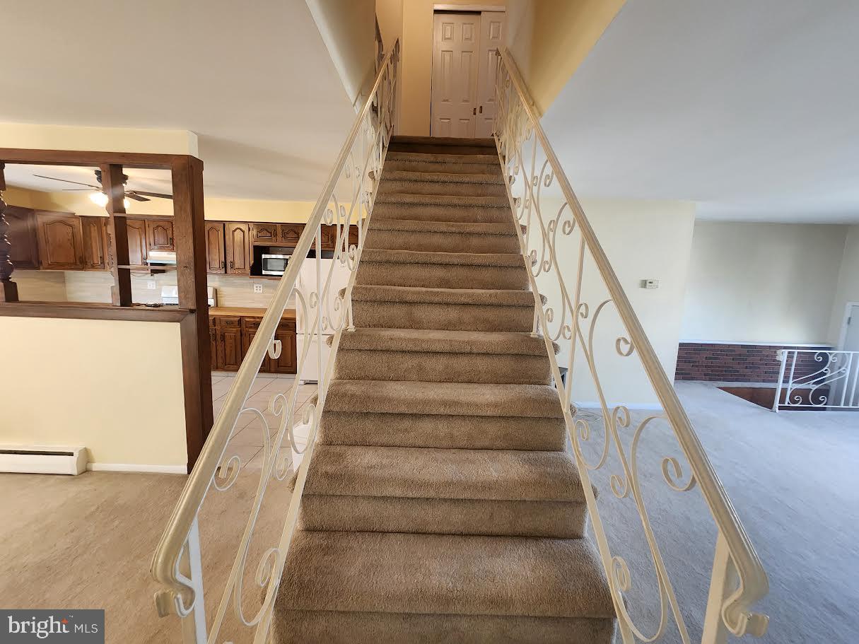 3800 Nedla Road Philadelphia, PA 19154 - Photo 18 of 31 a view of entryway and hall