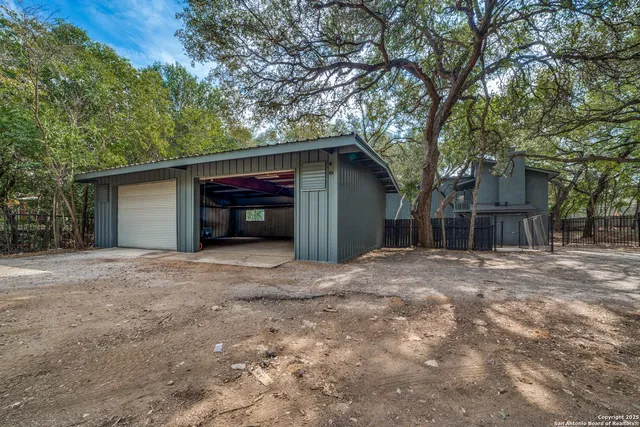 $590,000 | 3295 Lockhill Selma Road, San Antonio, TX 78230