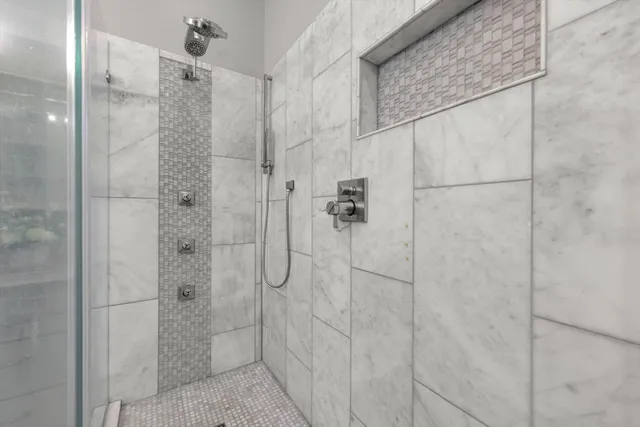 $785,000 | 18244 88th Place North, Maple Grove, MN 55311