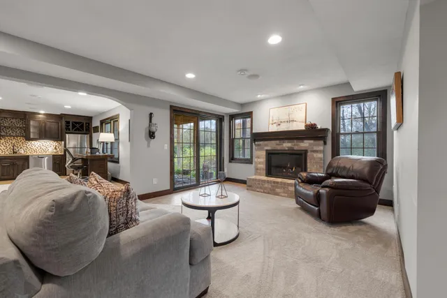 $785,000 | 18244 88th Place North, Maple Grove, MN 55311