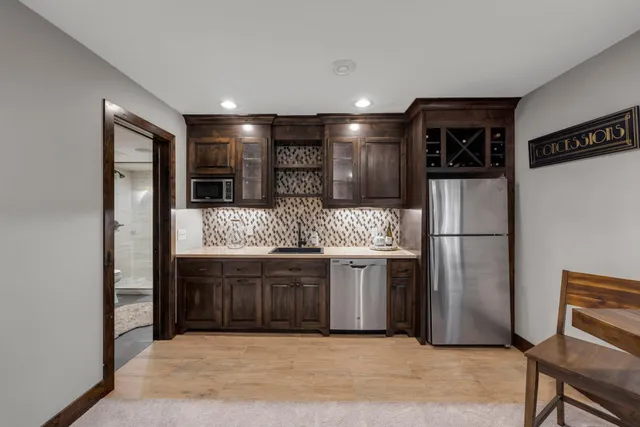 $785,000 | 18244 88th Place North, Maple Grove, MN 55311