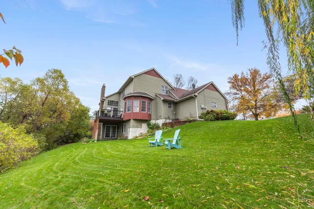 $785,000 | 18244 88th Place North, Maple Grove, MN 55311