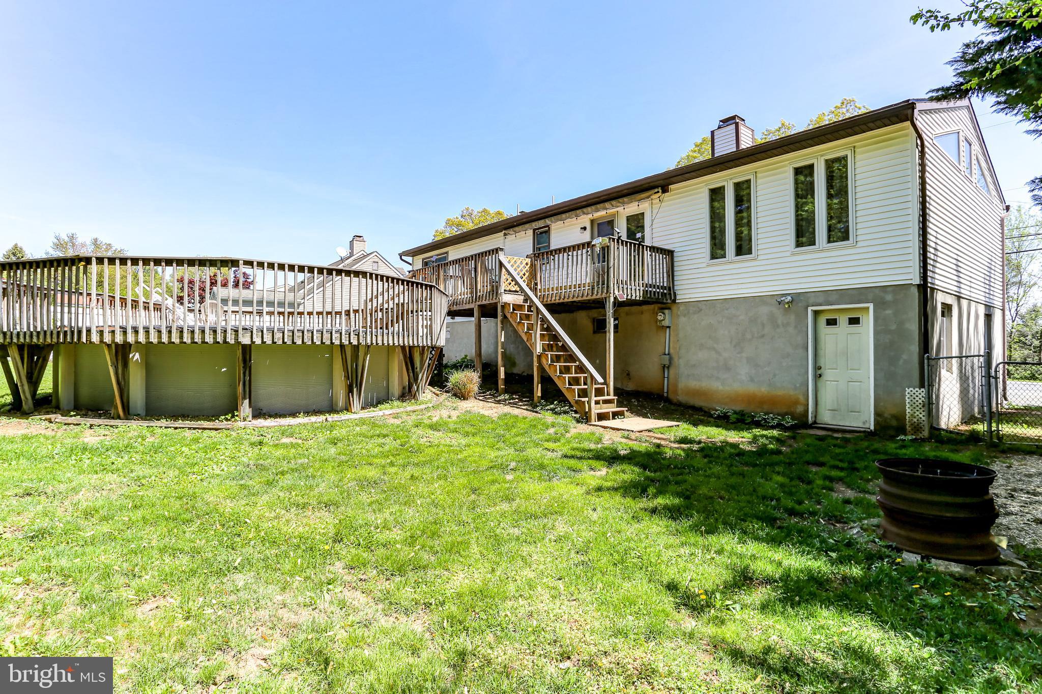 447 West Ridge Road Elizabethtown, PA 17022 - Photo 27 of 28 a view of a house with a yard