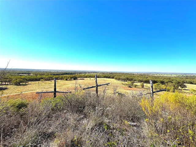 a view of an ocean view