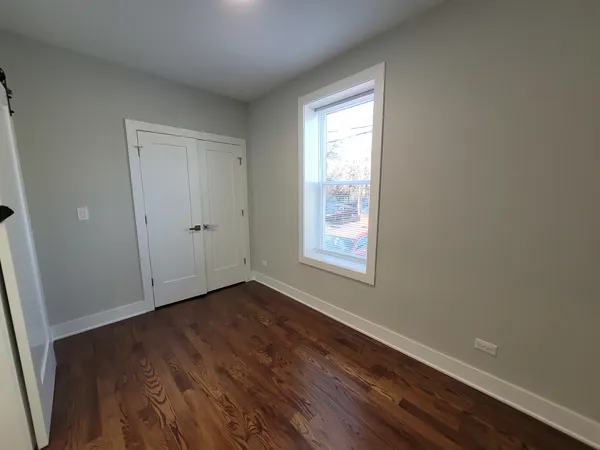 $2,435 | 2144 West Shakespeare Avenue, Unit 1F, Chicago, IL 60647