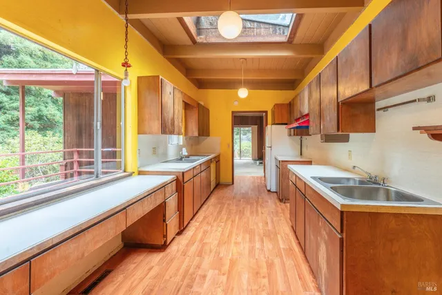 $650,000 | 43853 Tibbens Lane, Mendocino, CA 95460