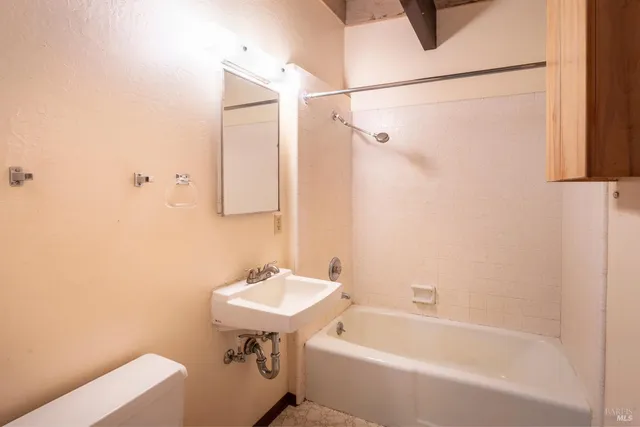 $650,000 | 43853 Tibbens Lane, Mendocino, CA 95460