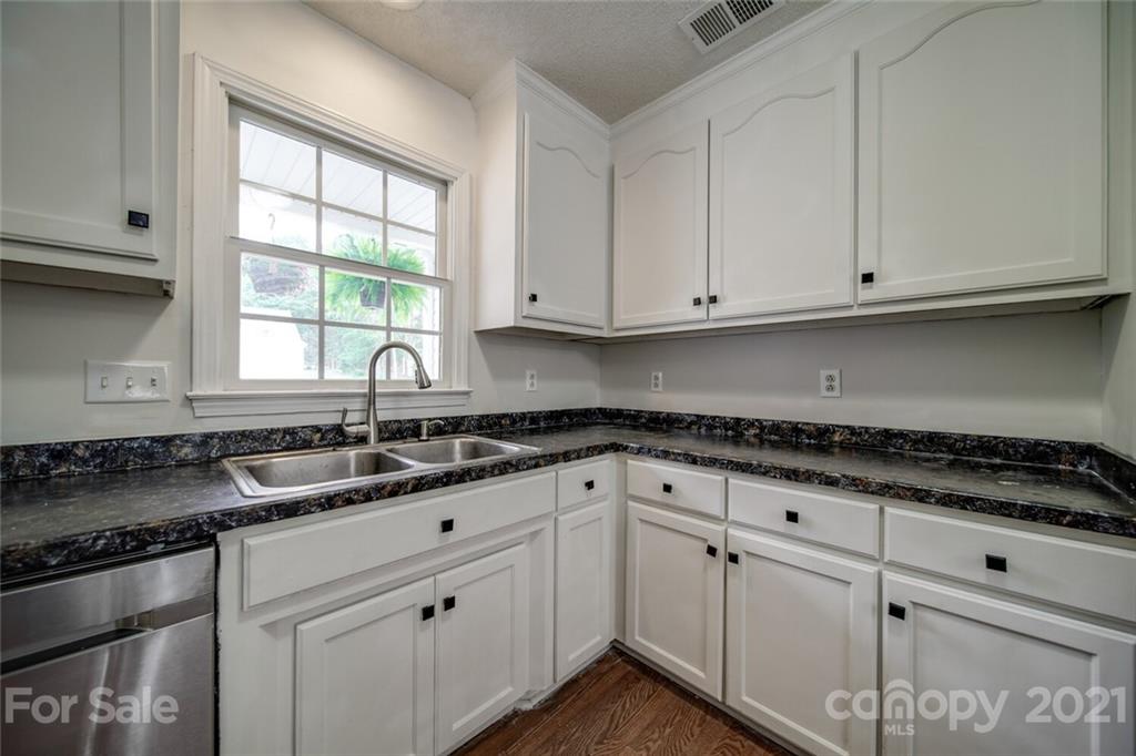609 Stacy Ridge Road Gastonia, NC 28052 - Photo 10 of 27 Gallery Image 10