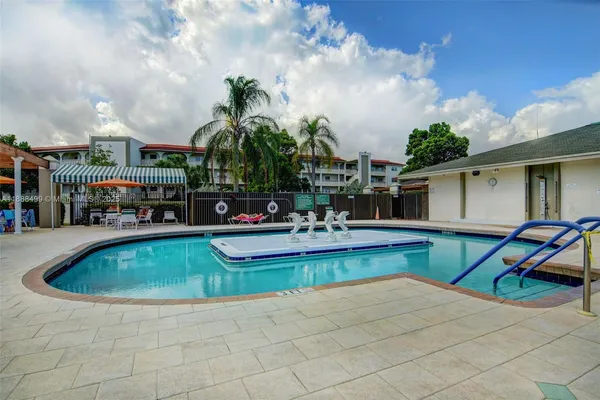 $209,000 | 2301 Lucaya Lane, Unit D3, Coconut Creek, FL 33066