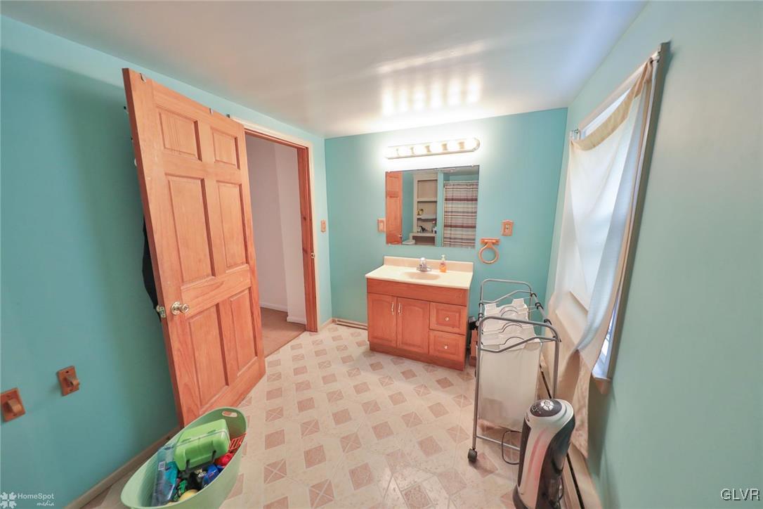 793 Savage Road Northampton, PA 18067 - Photo 25 of 37 Gallery Image 25