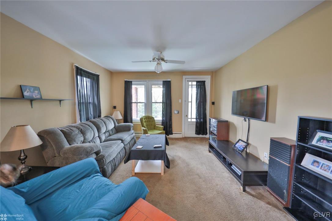 793 Savage Road Northampton, PA 18067 - Photo 4 of 37 Gallery Image 4