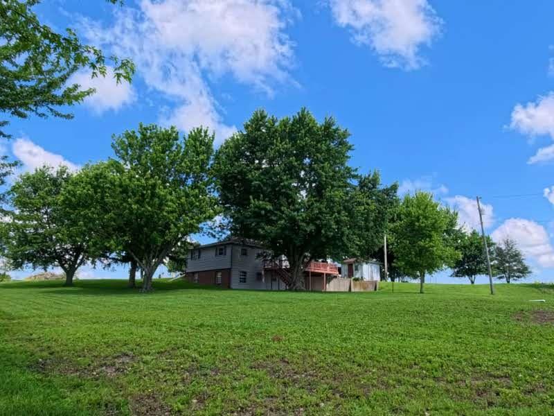 579 Hamilton Road Pomona, KS 66076 - Photo 34 of 36