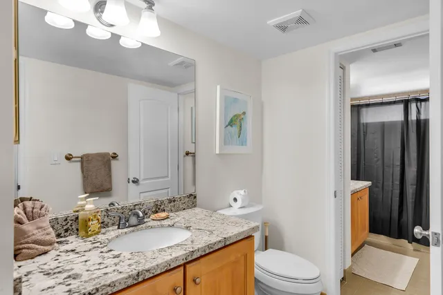 $999,000 | 1133 West Ocean Drive, Unit 4, Key Colony Beach, FL 33051