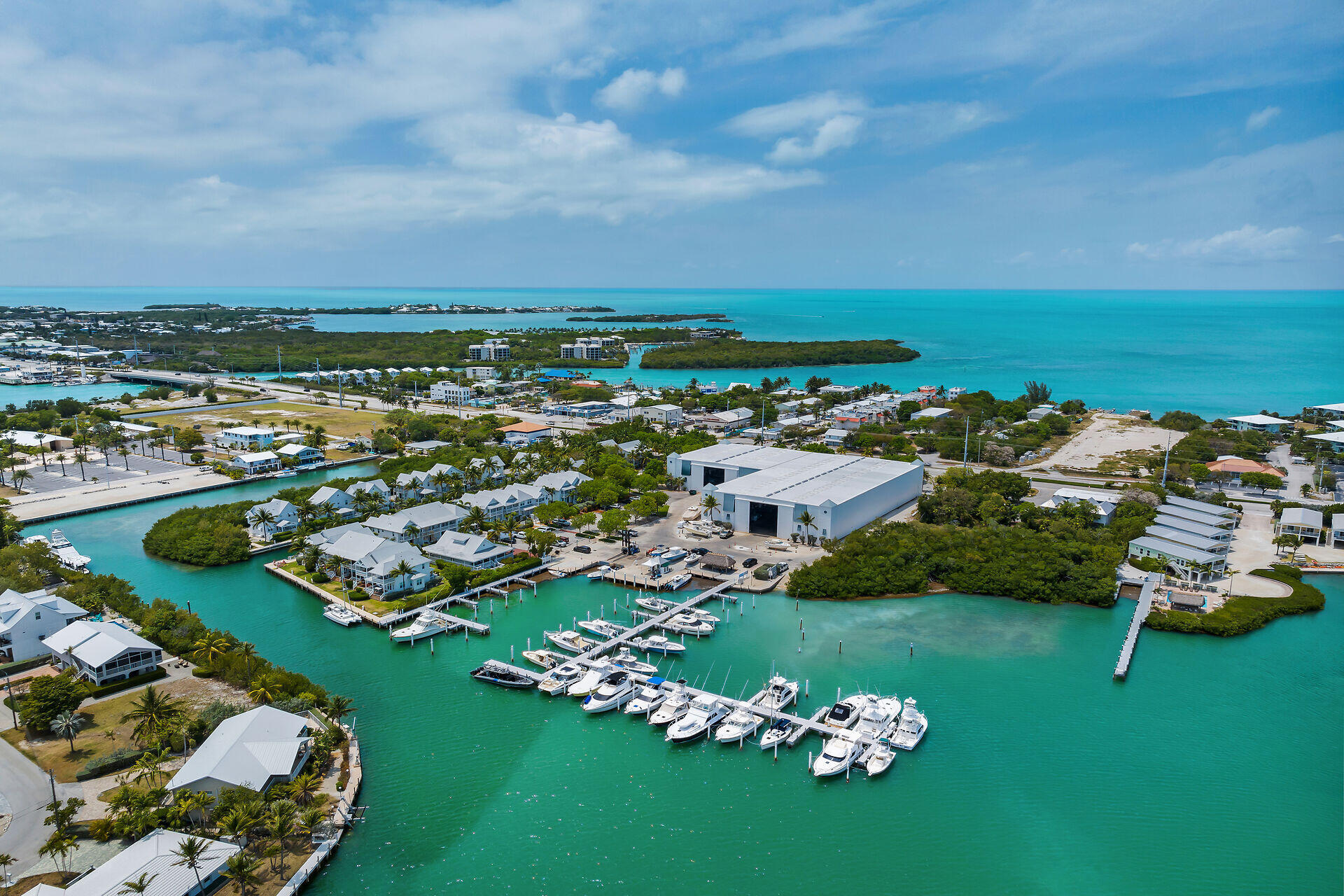 1133 West Ocean Drive, Unit 4 Key Colony Beach, FL 33051 - Photo 65 of 77 virtual-tour-356100-mls-high-res-image-4