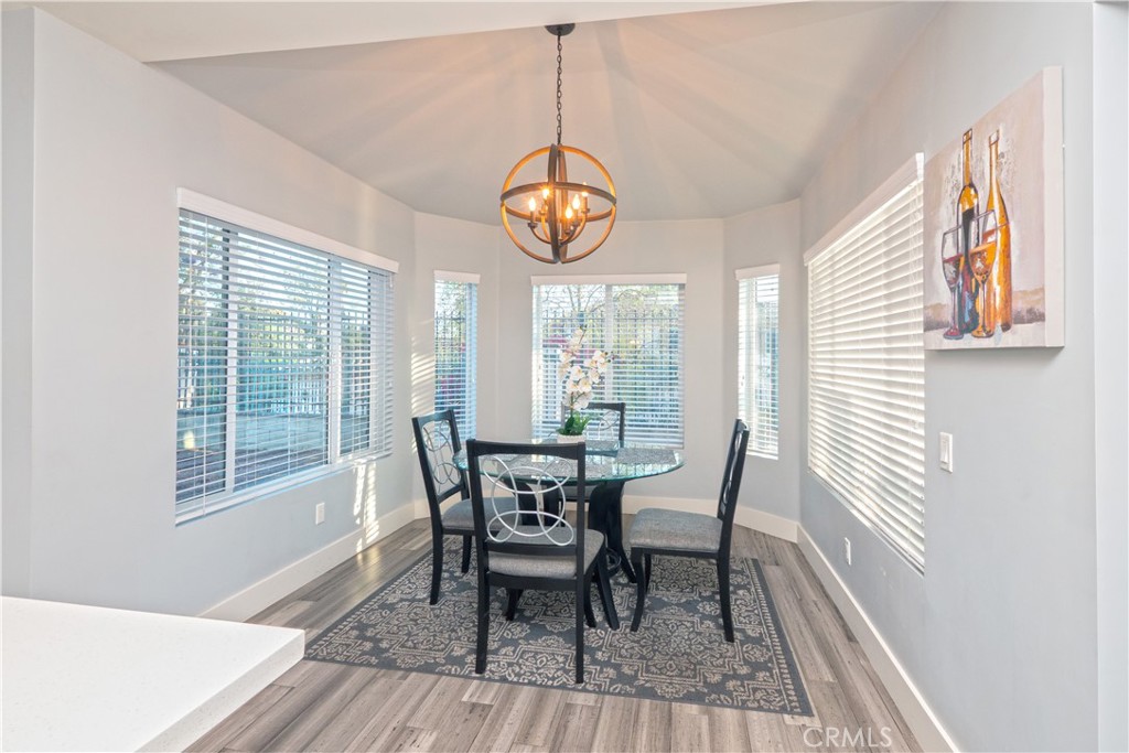 1310 Coronet Drive Riverside, CA 92506 - Photo 7 of 59