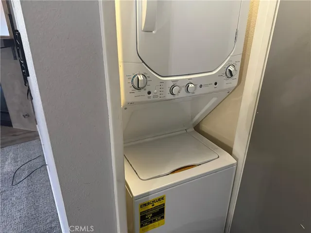 $535,000 | 23605 Del Monte Dr., Unit 254, Valencia, CA 91355