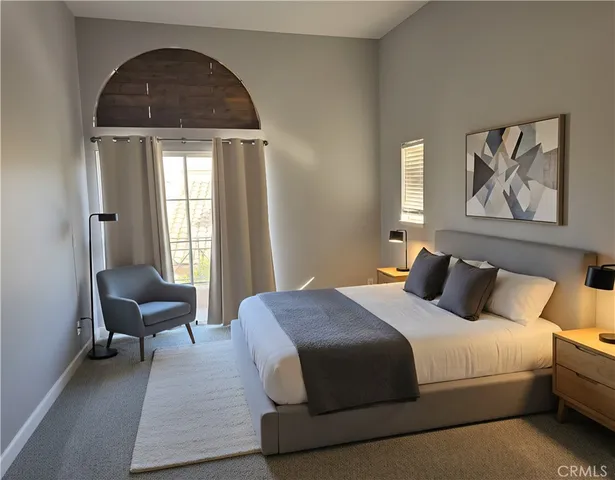 $535,000 | 23605 Del Monte Dr., Unit 254, Valencia, CA 91355