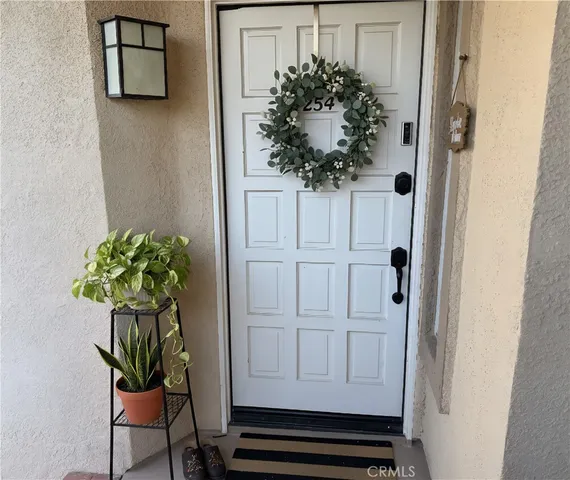 $535,000 | 23605 Del Monte Dr., Unit 254, Valencia, CA 91355