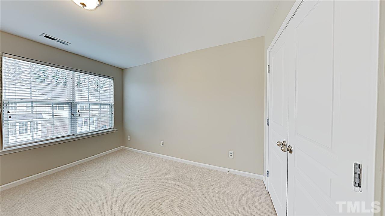 4523 Pale Moss Drive Raleigh, NC 27606 - Photo 8 of 14