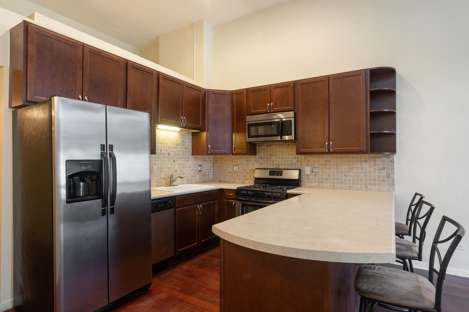 521 North Racine Avenue, Unit 1 Chicago, IL 60642 - Photo 14 of 24