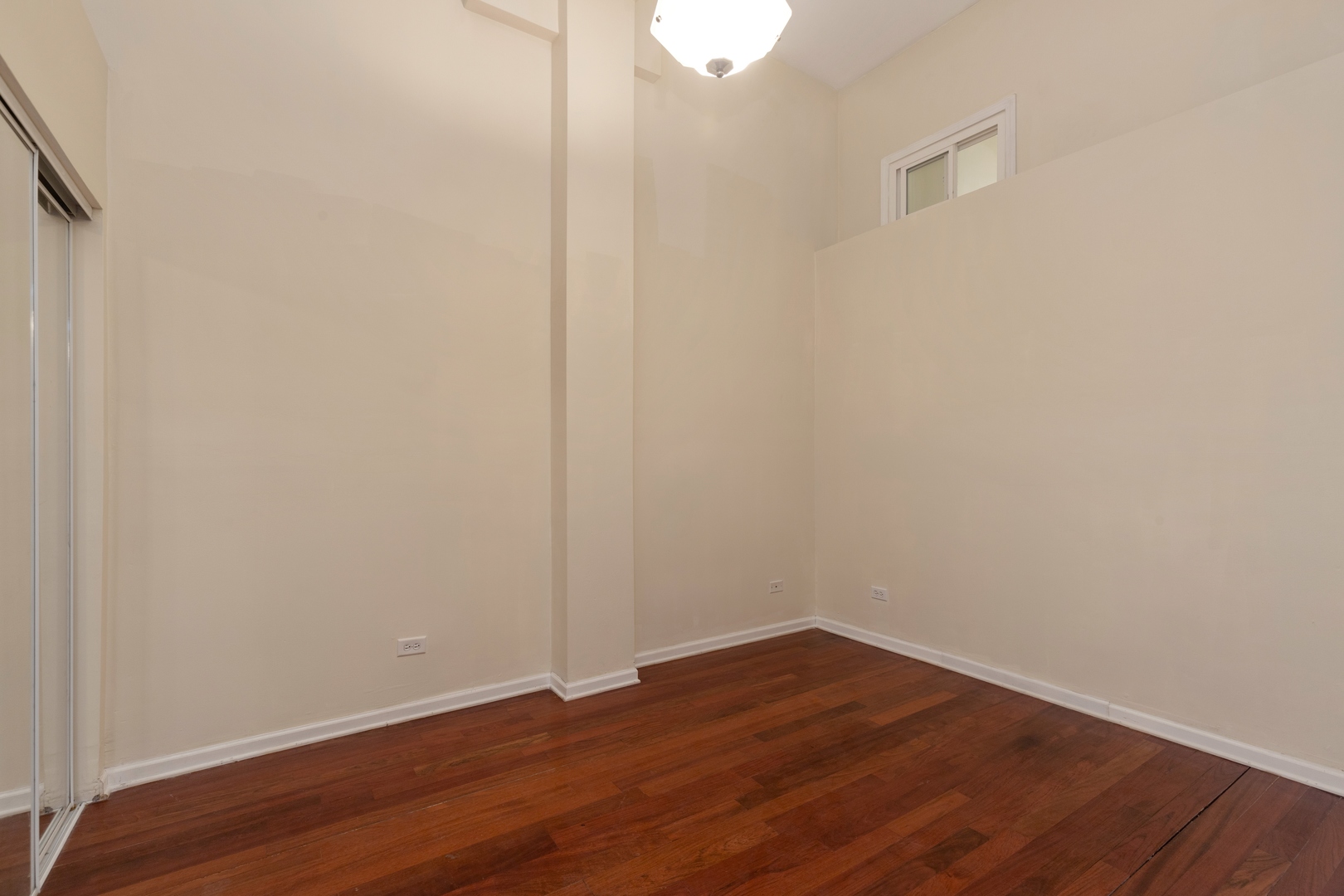 521 North Racine Avenue, Unit 1 Chicago, IL 60642 - Photo 18 of 24