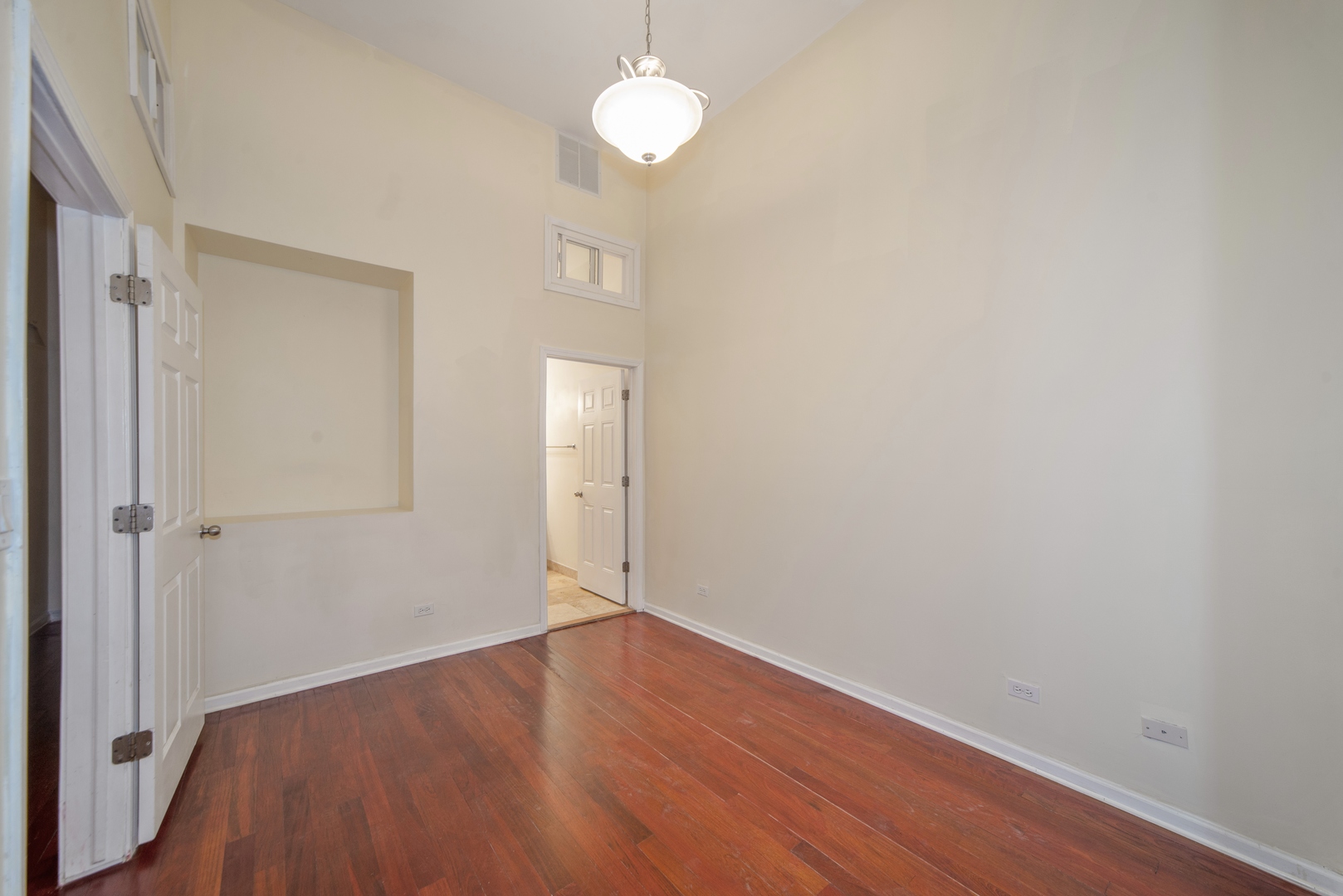 521 North Racine Avenue, Unit 1 Chicago, IL 60642 - Photo 21 of 24