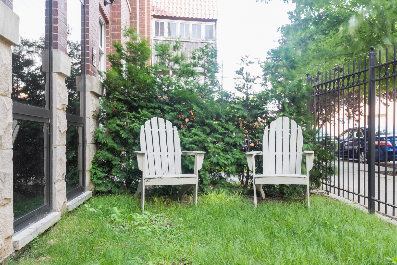 521 North Racine Avenue, Unit 1 Chicago, IL 60642 - Photo 4 of 24
